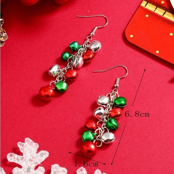 Jingle Bells 🔔🎁🎄✨Merry Christmas Dangle Linear Green & Red Earrings - Picture 4 of 6